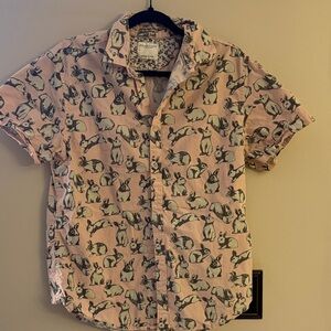 Men's Denim and Flower Pink Bunny-Print Short Sleeve Shirt Medium